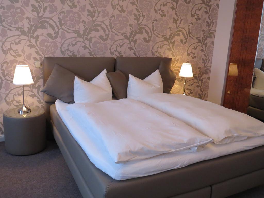 Turmhotel Weserblick Brémai repülőtér Szoba fotó