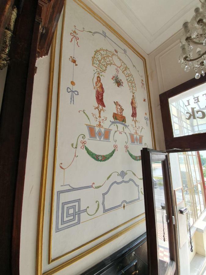Turmhotel Weserblick Brémai repülőtér Kültér fotó